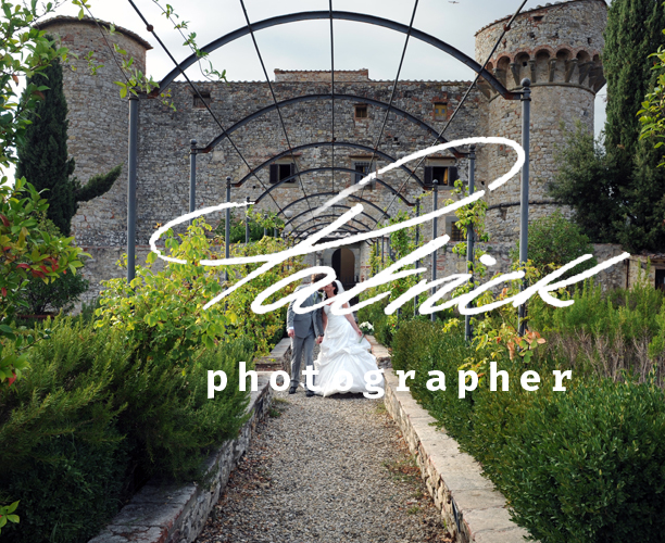 destination italian wedding, castle grounds, arch way, bride and groom