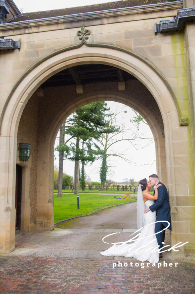 Amy and Daniel wedding, arch fanhams hall, ware,